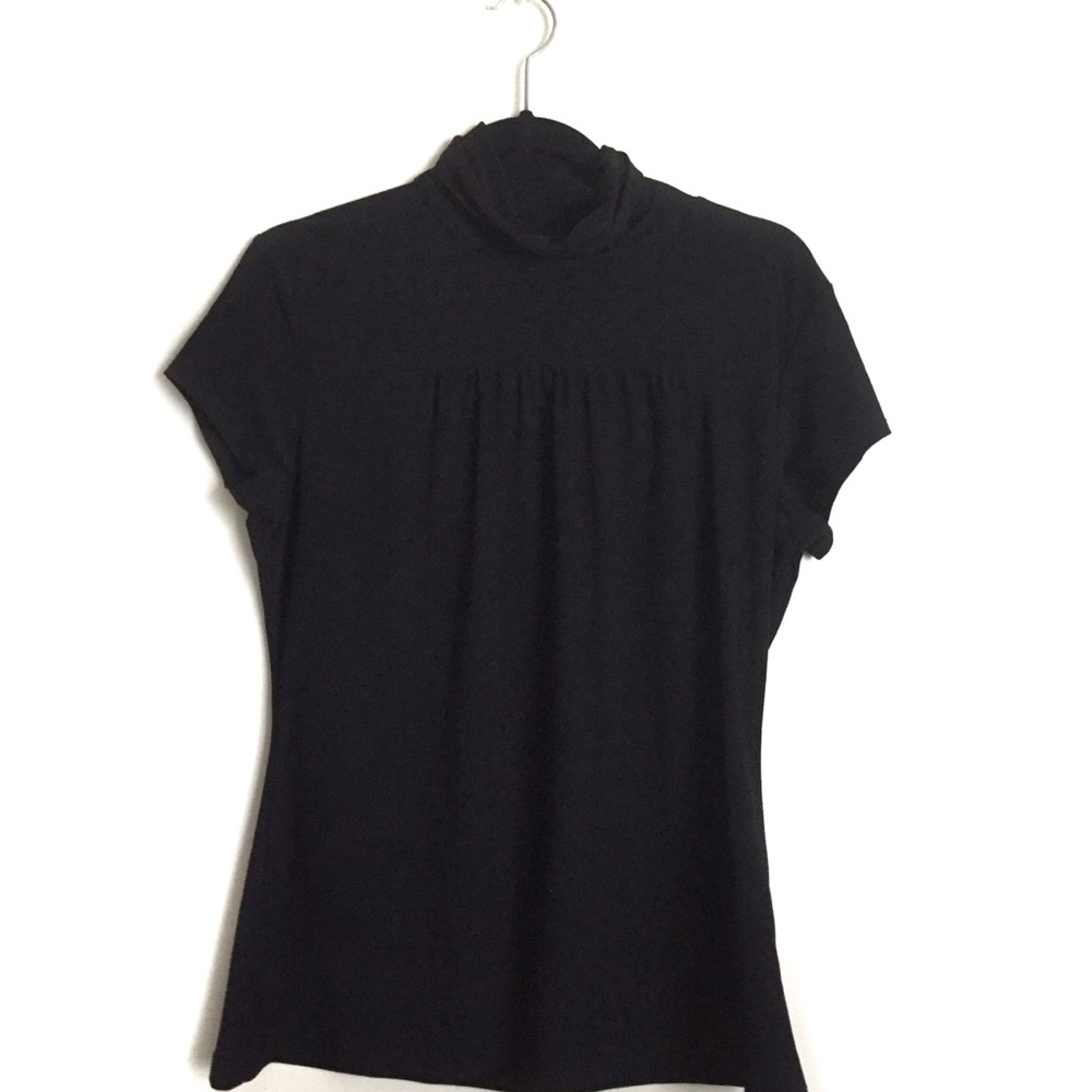 Susan Lawrence Black Top Turtleneck Size L